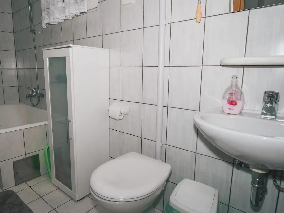Apartment Knezevic With Pool Lovran